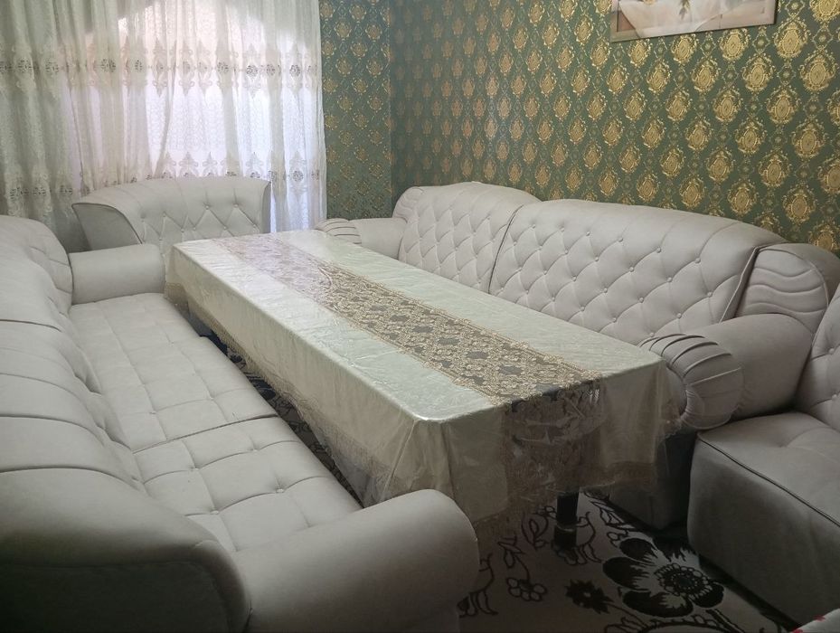 Уголок мебел диваны