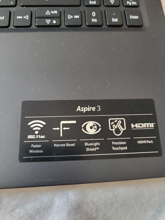 Ноутбук продам новый