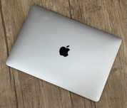 MacBook Air M1 8/256 gb