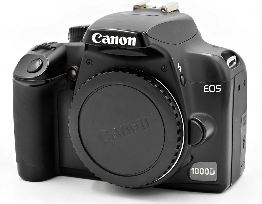Продаю зеркальный фотоаппарат Сanоn 1000d kit 18-55