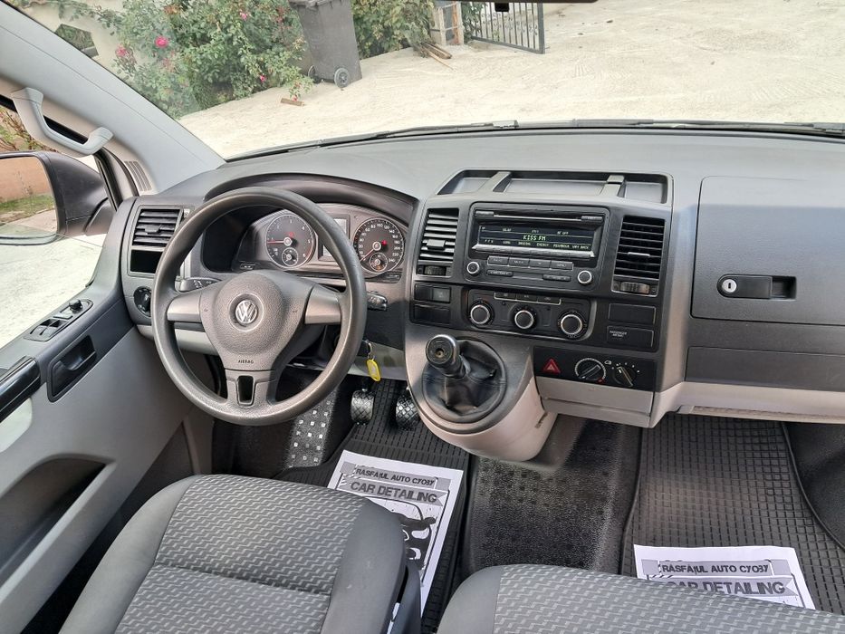 Vw transporter t5 2014.pasul lung  2 litri euro5 clima top