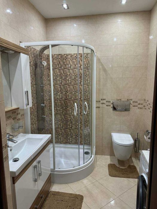 Фидокор ул.(быв.Чехова) над кафе "Бон" Габус м-в Гаспитальный 118 кв.м