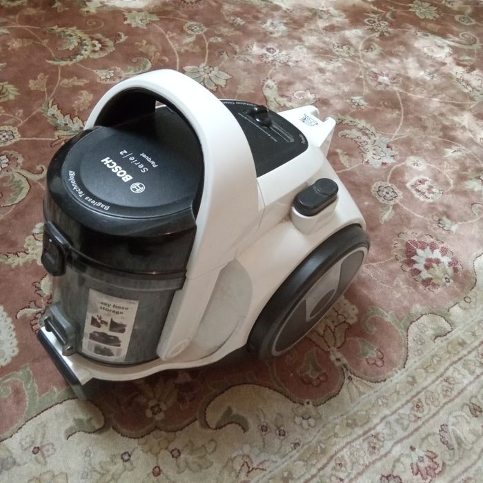 Продам  пылесос Bosсh