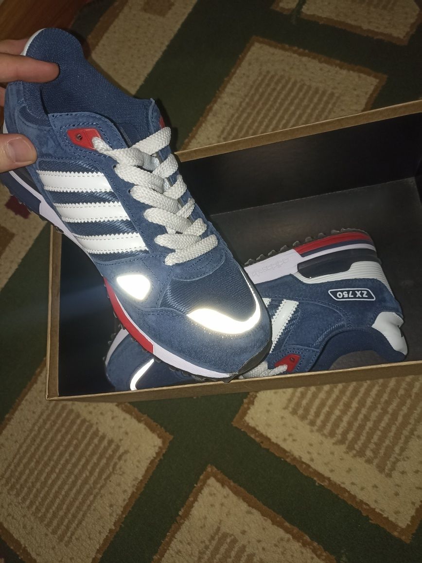 Adidas original 42 razmer