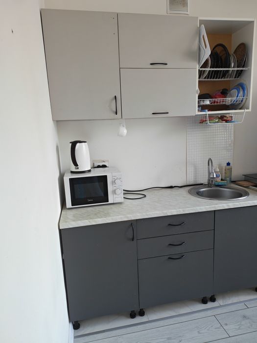 Кухня б/у в хорошем состоянии