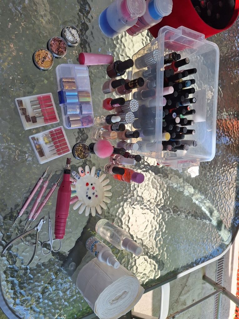 Set manichiura complet