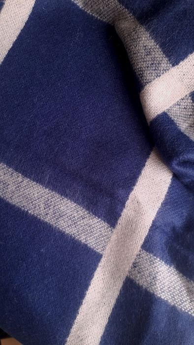 Шалове и зимна шапка