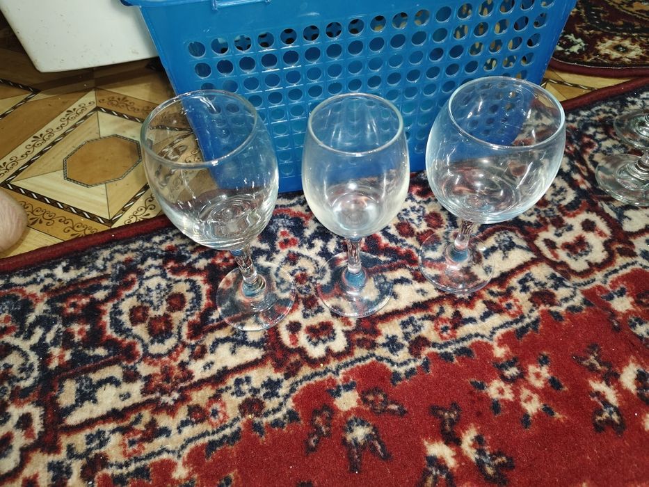 Продаются фужеры бокалы, рюмки