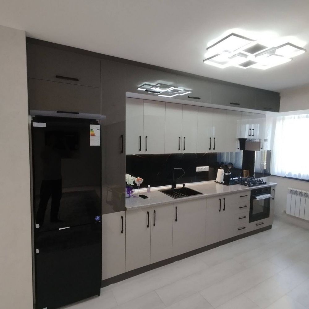 Продаётся 1в2 квартира. На Ц1, 6-роддом, 50м2. Мирзо-Улугбекский район