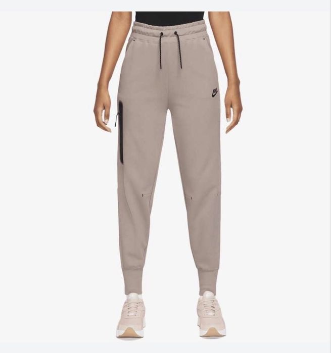 Nike tech fleece