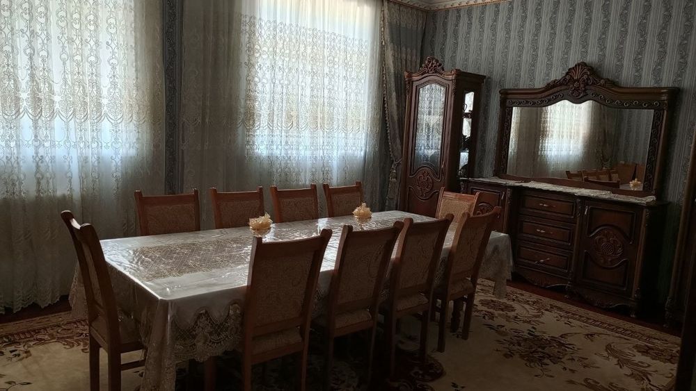 Srochna Zangi ota 6 sotok fasad 21m 2 etajli