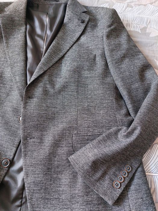 продам мужской пиджак костюм