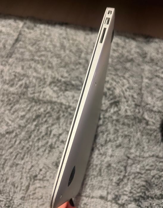 MacBook air 13 Early 2015