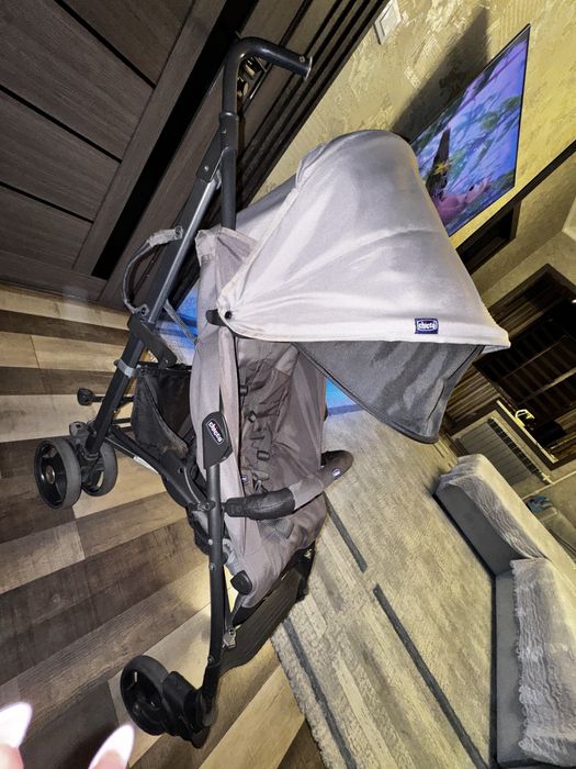 Продается коляска chico lite way