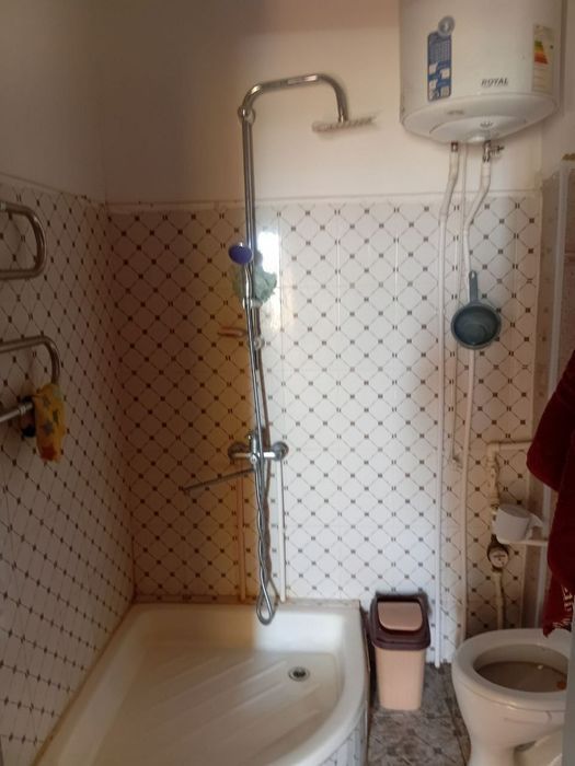 Kvartira arzon narxda Samarqand savxoz yangi domlardan