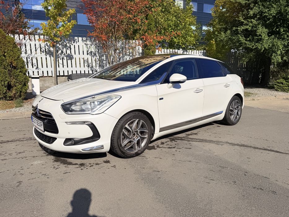 Citroen ds5 hibrid02: motorina +electric