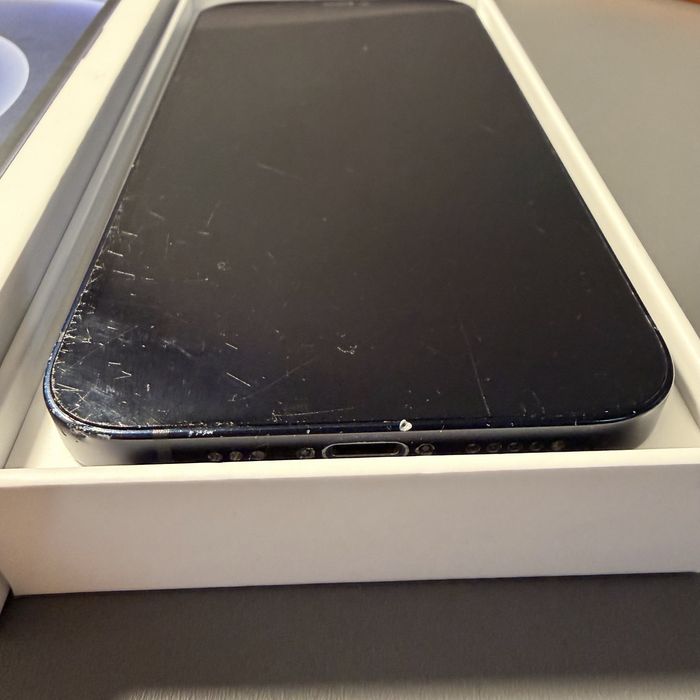 Iphone 12 Negru 168 GB