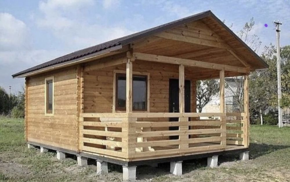 Căbănuțe din lemn si foișoare