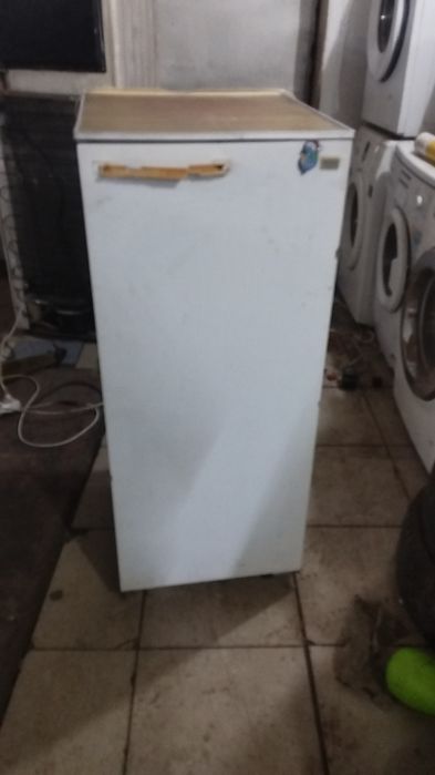 Продам холодильник рабочий