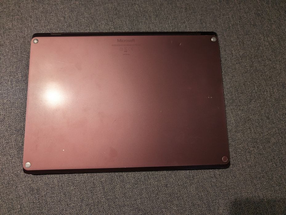 Microsoft surface laptop touchscreen 8gb 256gb