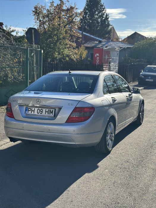 Mercedes Benz C220