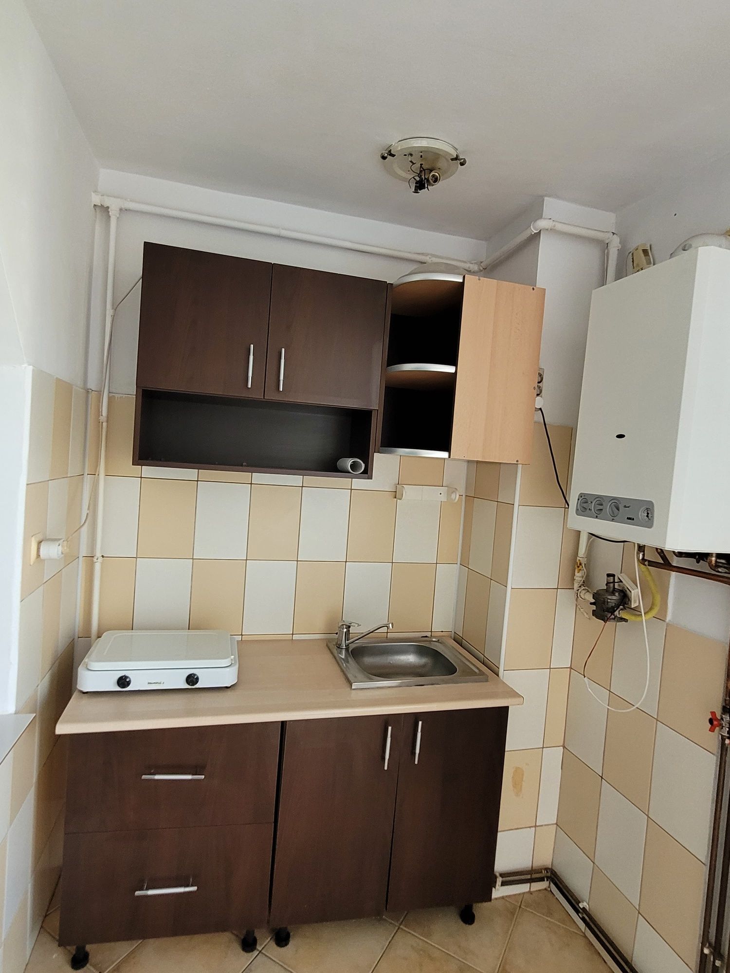 Garsoniera de inchiriat - 26mp - Brasov - Strada Alexandru cel Bun