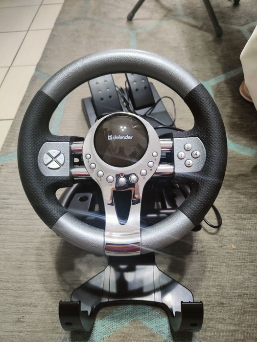 Продам Игровой контроллер Defender Forsage GTR