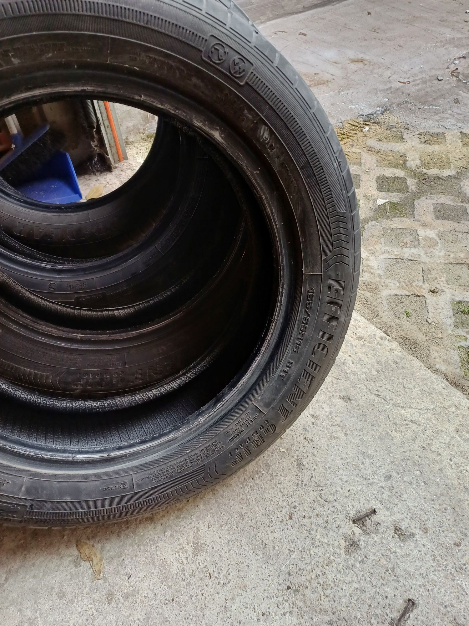 2 бр. Goodyear Летни гуми 165/65/15