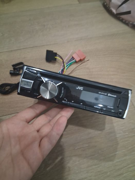 Casetofon jvc blothoot kdr741bt