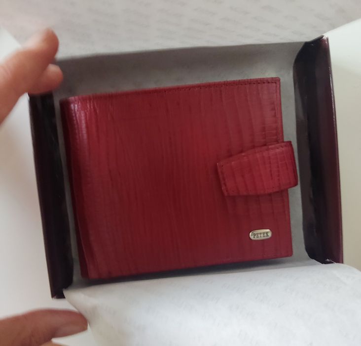 Нов Дамски портфейл Petek