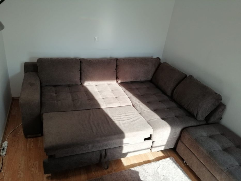 Canapea colțar mare extensibila + corp separat cu lada
