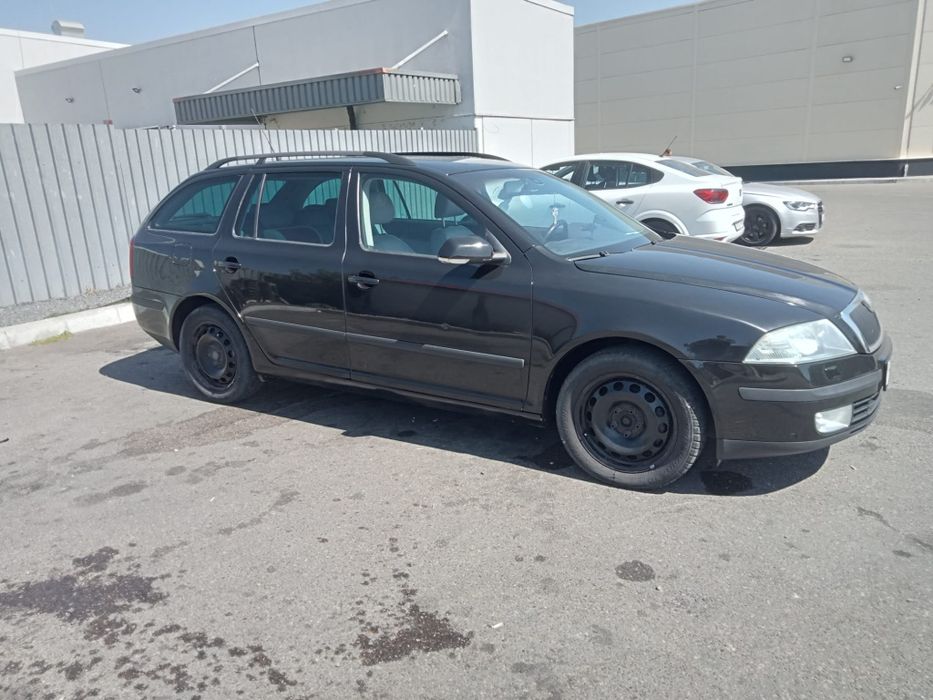 Vând skoda Octavia 2