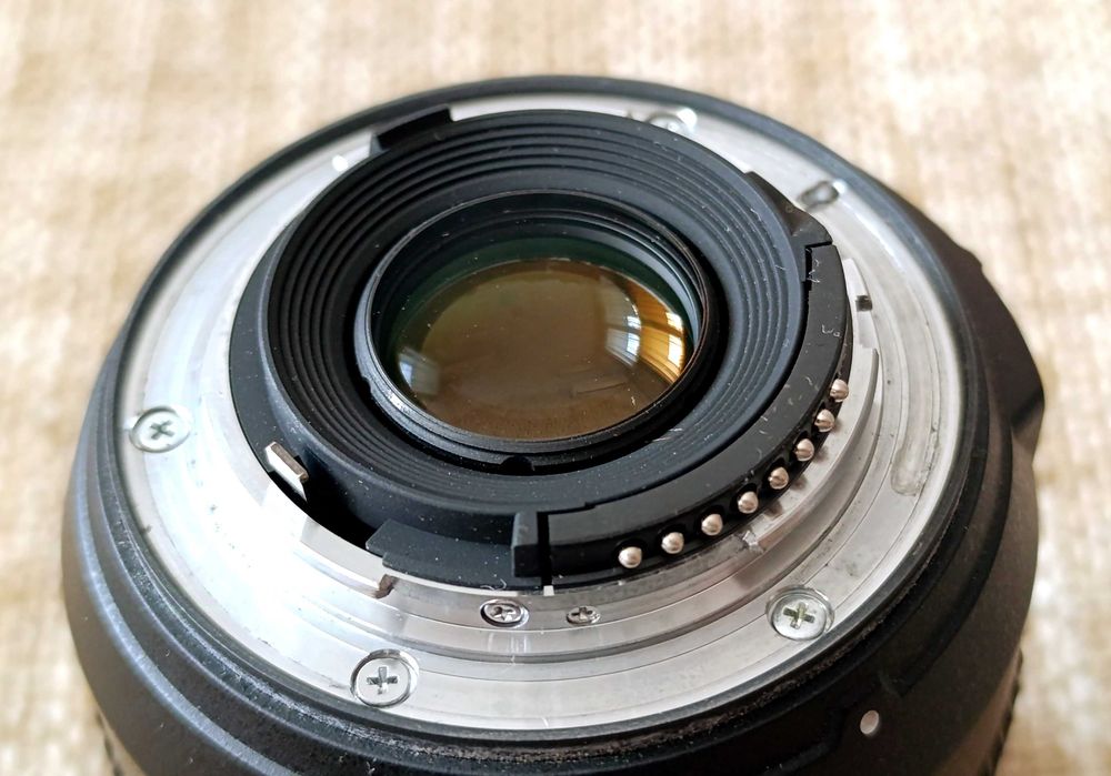 Обектив AF-S NIKKOR 16-85 mm,3,5-5,6 DX