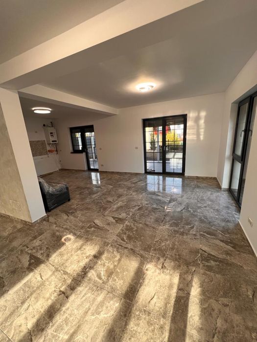 Casa MIROSLAVA centru