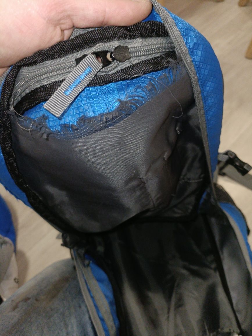 Rucsac Bicicletă 20 l - 85 lei
Cod: SA233
- fabricat din material impe