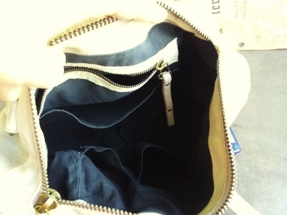 дамска чанта бежова,кожена-естествена кожа и велур