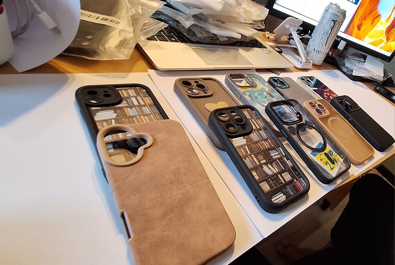 Iphone husă există sub diferite forme