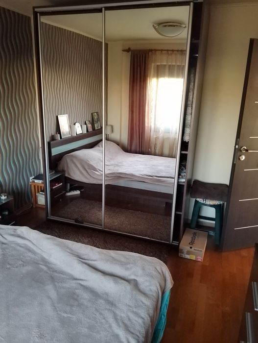 Vând urgent dormitor