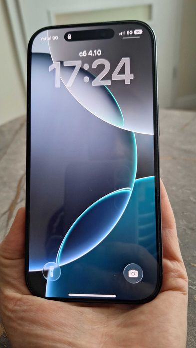 Телефон iPhone 16 Pro