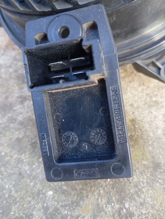 Vînzare ventilator ford