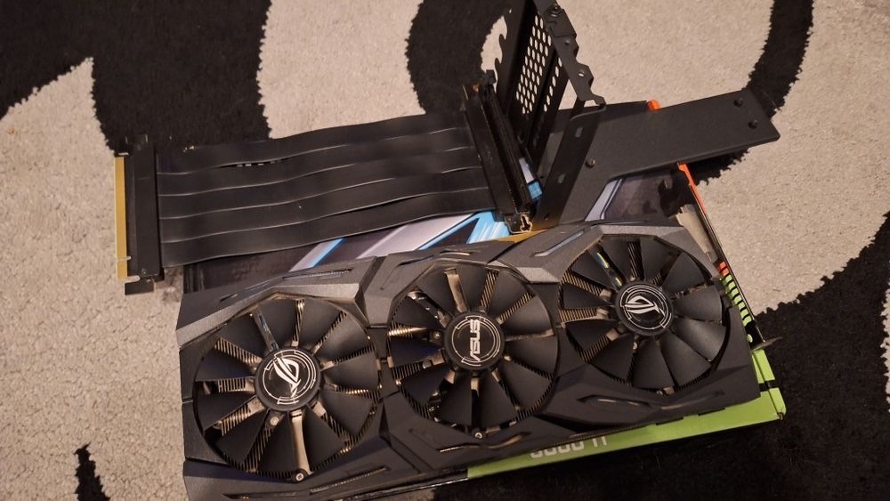 PLACA VIDEO ASUS GeForce GTX 1070 8GB + Suport Vertical Gpu !