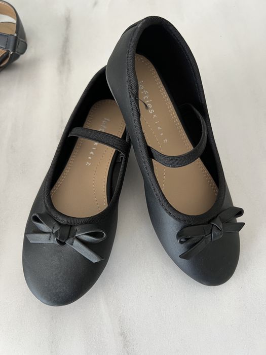 Lot Papuci  nr 29/28