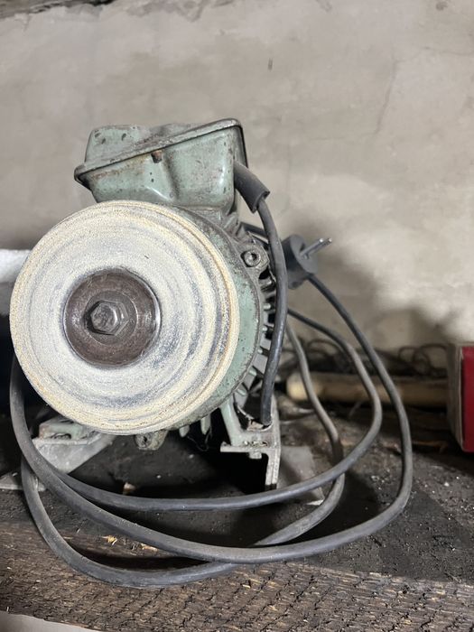 Точильный станок советский