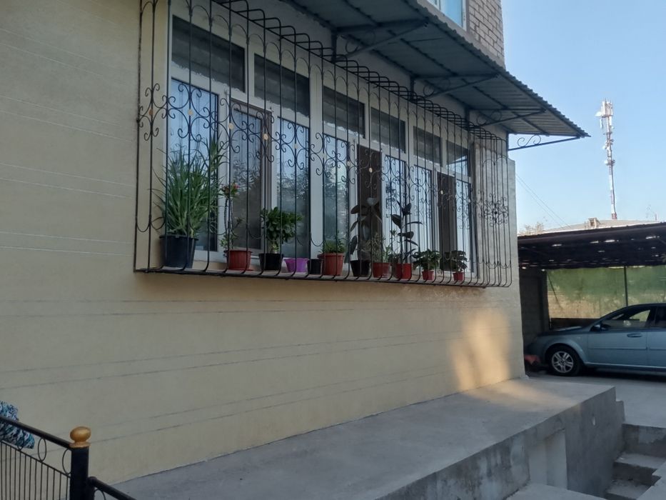 Продаётся 4комнатная квартира гульбахор