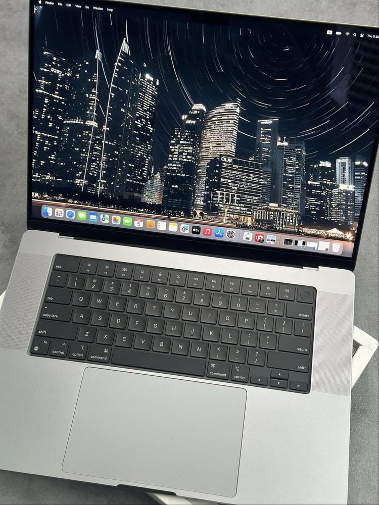 MacBook Pro M2Pro 16inch 16/512GB 10cycle