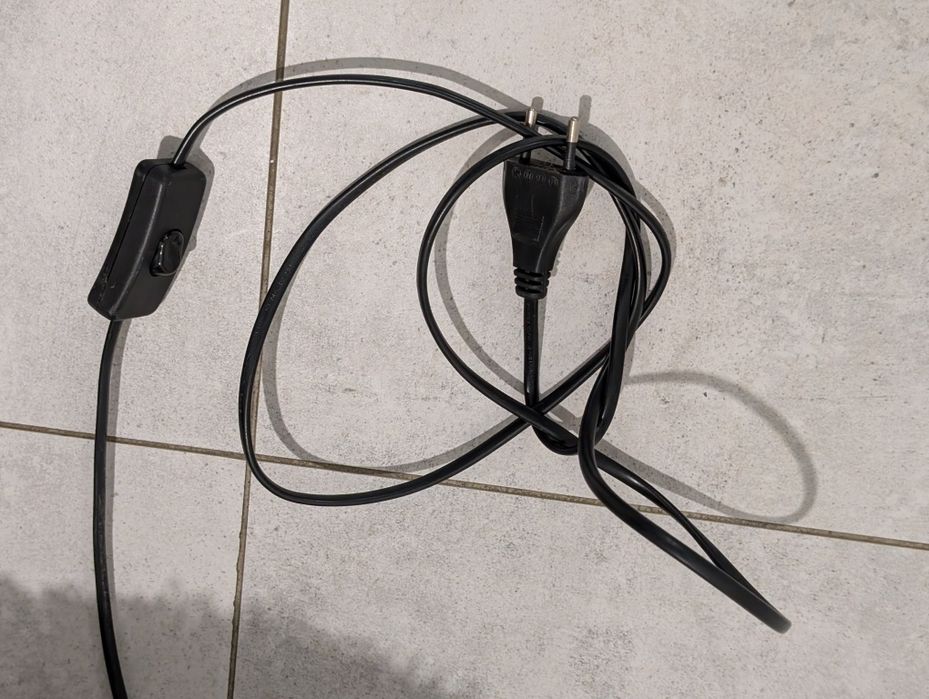 Lampa de podea sfera sarma