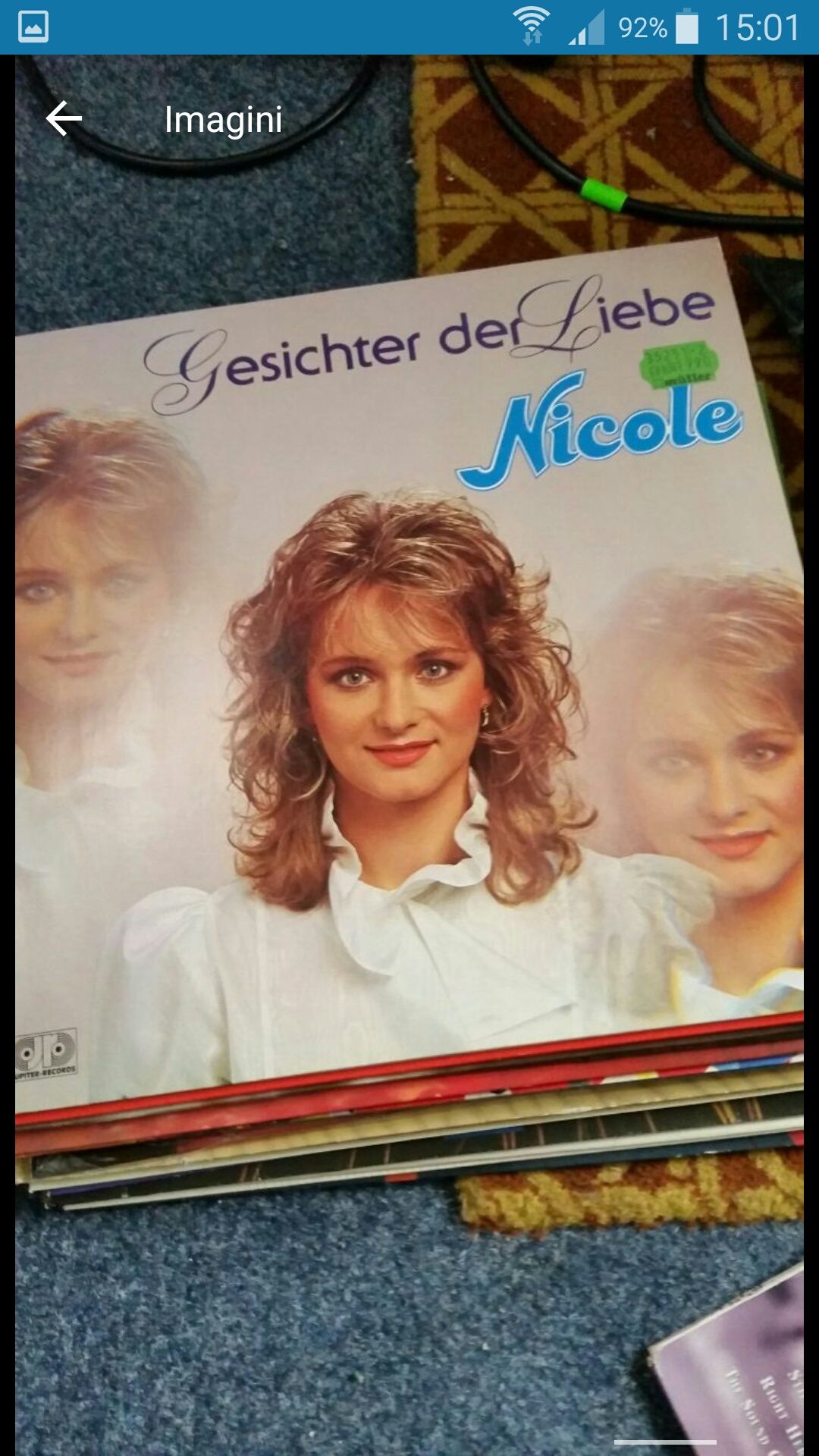 Vinil noi muzică