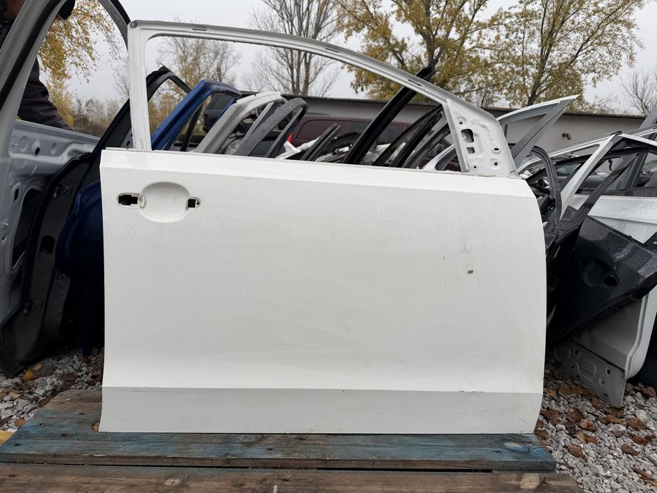 Врата Skoda Octavia