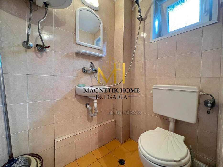 Дава се под наем Едностаен апартамент в Бургас, Център - 35 кв.м за 153 € - Снимка #7