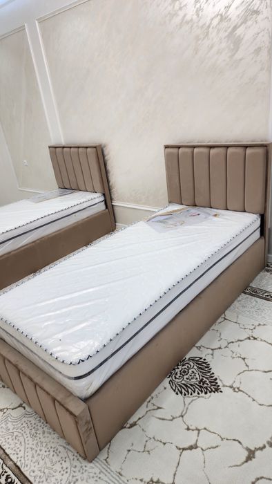 Квартира сотилади. Зарафшон